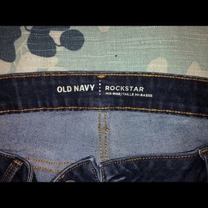 Old Navy Rockstar Mid-Rise jeans